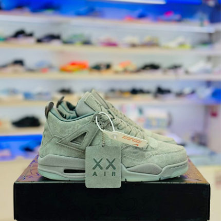 Jordan 4 KAWS Gray