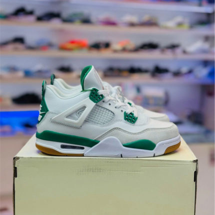 Jordan 4 Pine Green